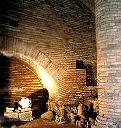 Insula Romana sotto Palazzo Specchi (Permesso Speciale)