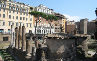 Largo Argentina: area archeologica e il teatro